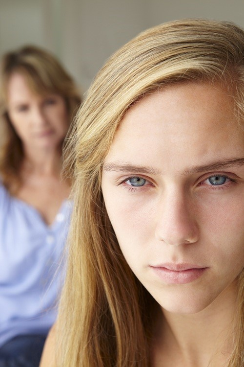 200782697 Mum Daughter Falling Out Argument Umbraco Sized