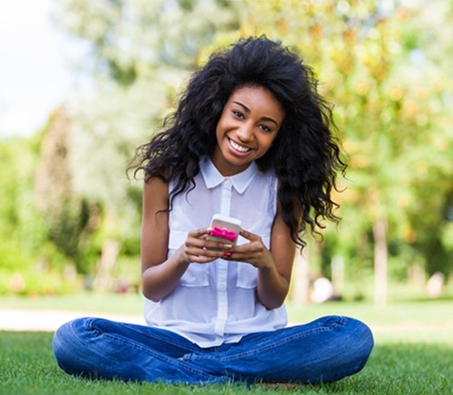 Girl Happy Phone UMBRACO SIZED